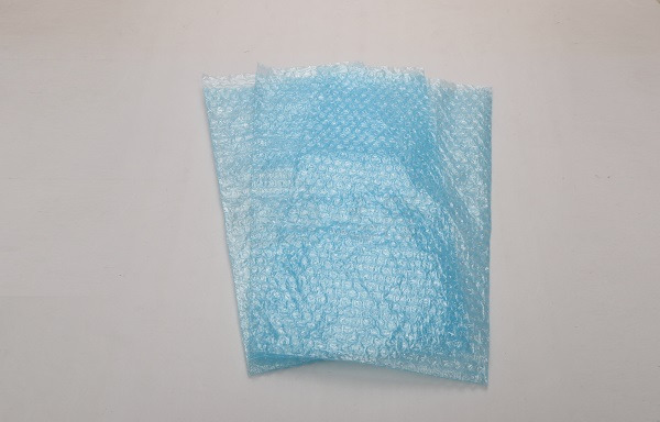 藍色氣(qì)泡膜(mó)氣(qì)泡袋