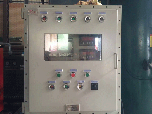 西(xi)安變壓(ya)吸附制(zhi)氮機安(ān)裝